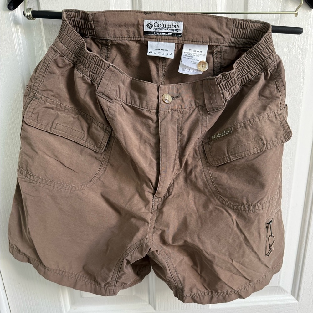 Size Small Women’s Columbia Shorts
